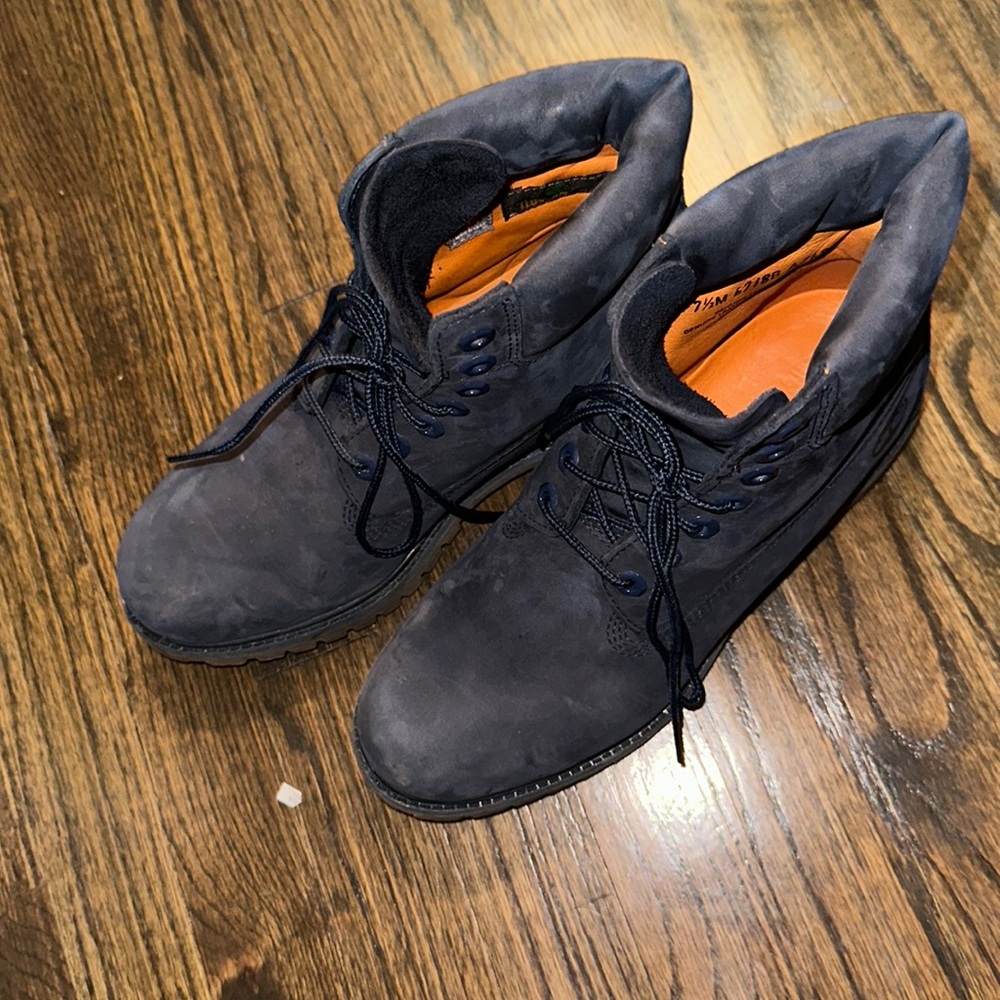 men’s navy 100% leather timberland boots size 7.5